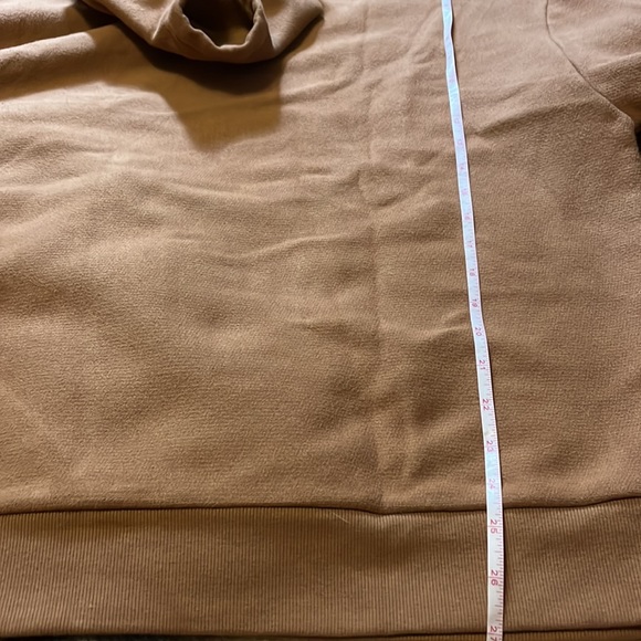 VANS brands, light brown cush comfy hoodie with kangaroo pocket, so soft - Picture 9 of 10